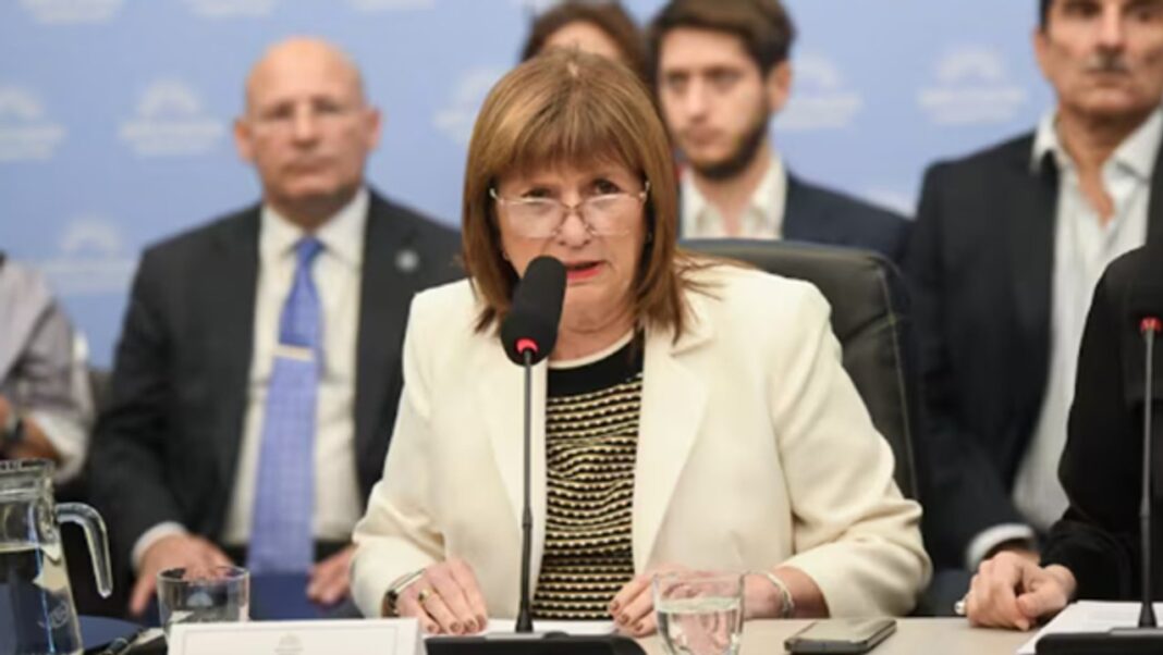 2314094-bullrich-prometio-una-ley-contra-la-violencia-de-genero-y-cuestiono-a-organizaciones-feministas