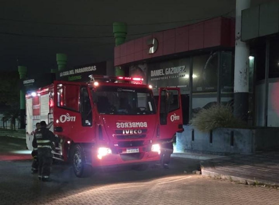 2316285-intento-robar-en-un-comercio-provoco-un-incendio-y-termino-detenido-en-villa-urquiza