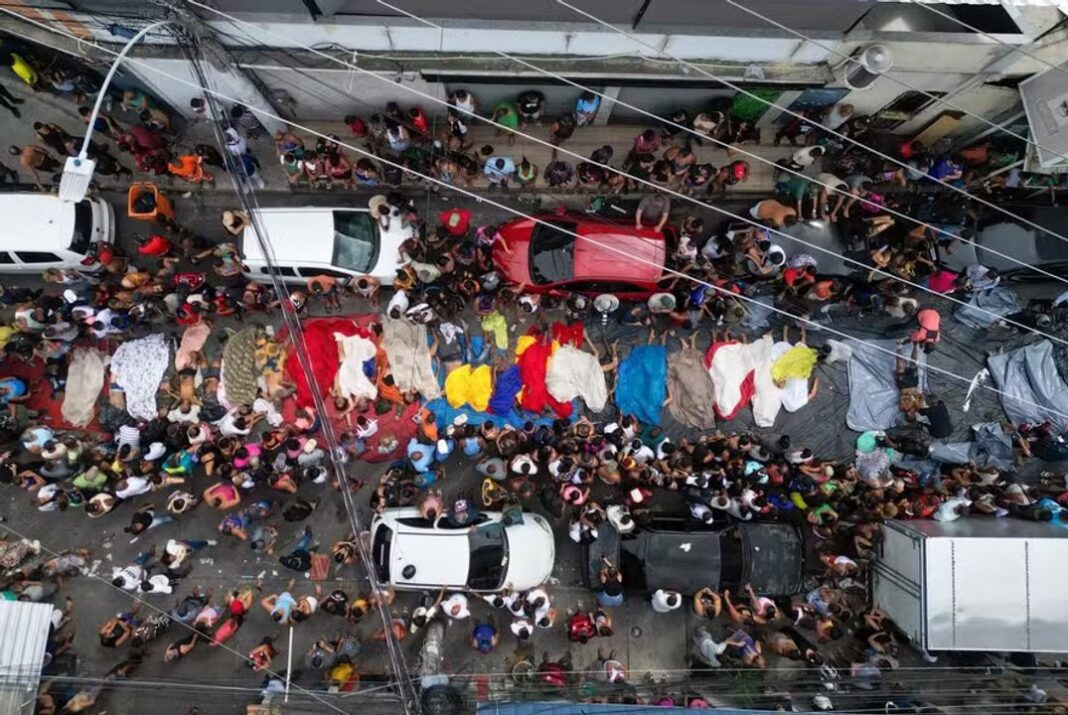 2322961-violencia-extrema-en-rio-de-janeiro-mas-de-130-muertos-tras-el-operativo-contra-el-co6903ce1490476