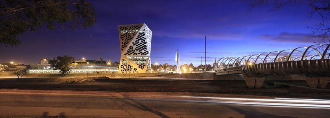 2325841-comienza-el-cronograma-de-pago-a-jubilados-y-empleados-publicos-de-cordoba